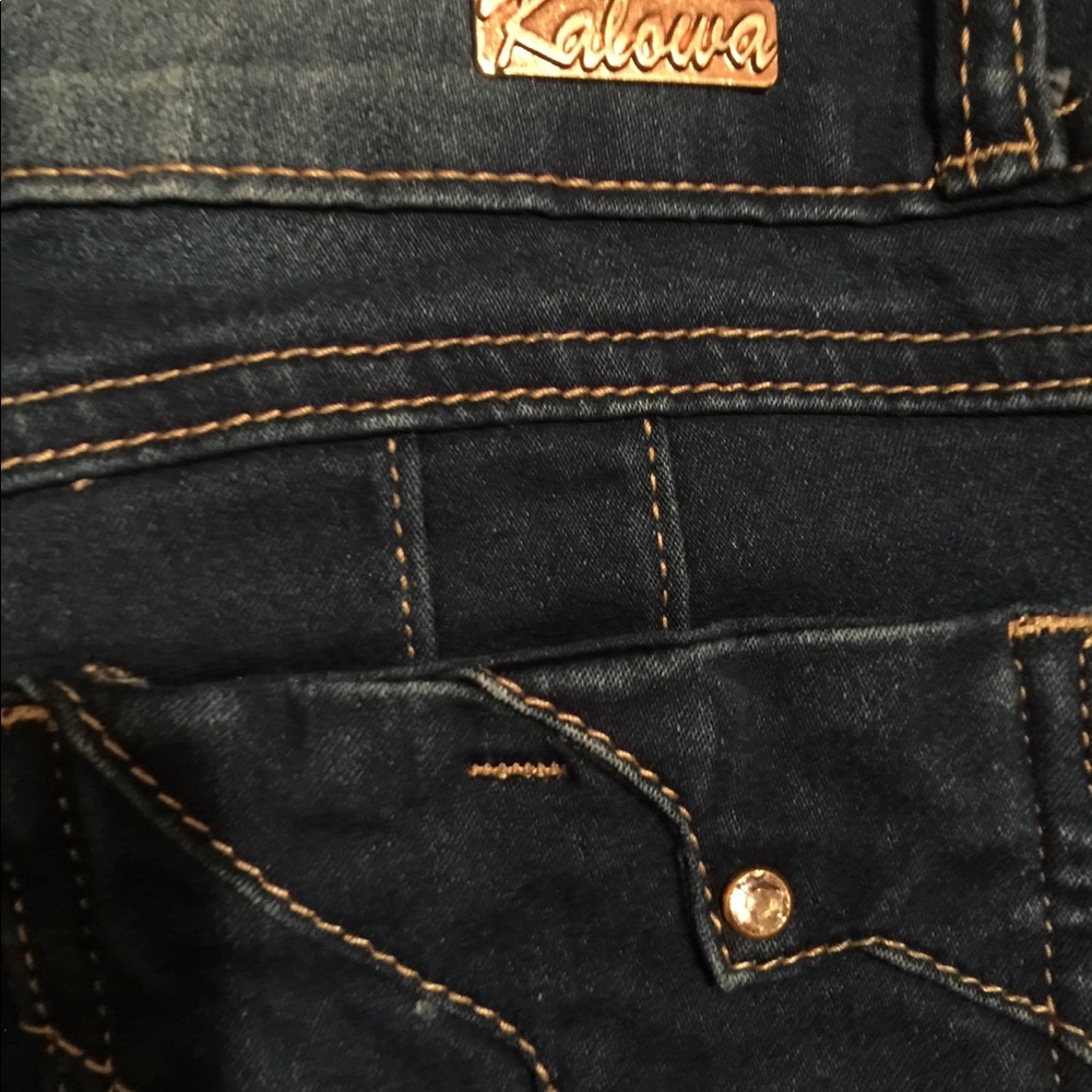 Jeans - Picture 8 of 9